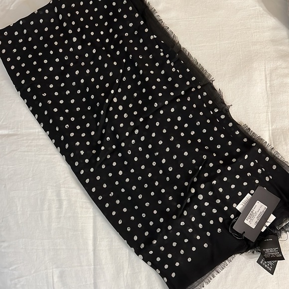 Saint Laurent Scarf Blk/White Polkadot - Picture 3 of 3